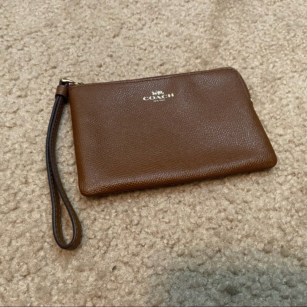 Coach Wristlet - Picture 2 of 5